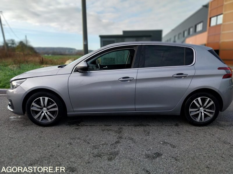 PEUGEOT 308 phase II - 110ch - 2019 - 88946km - ESSENCE - 차량 : 사진 5 PEUGEOT 308 phase II - 110ch - 2019 - 88946km - ESSENCE - 차량 : 사진 5