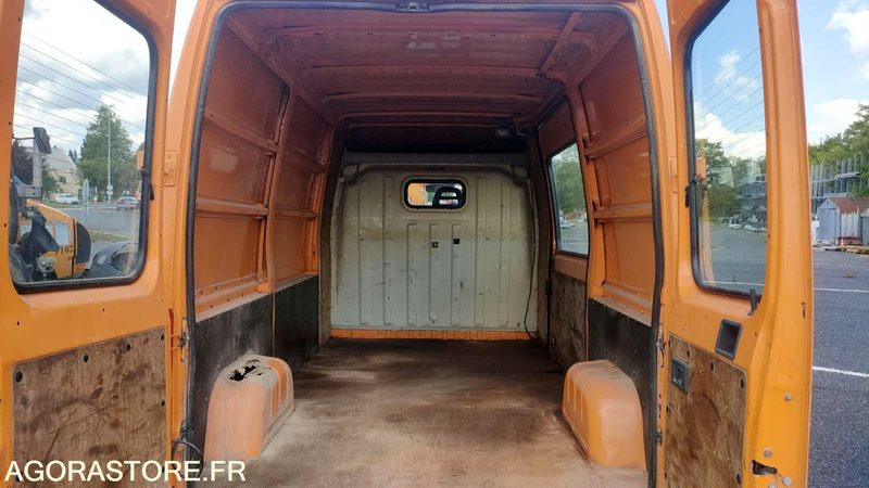 PEUGEOT BOXER - 2022 - 198585kms - 패널 밴 : 사진 4 PEUGEOT BOXER - 2022 - 198585kms - 패널 밴 : 사진 4