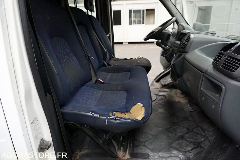 PEUGEOT BOXER PLATEAU DOUBLE CABINE - 덤프 밴 : 사진 5 PEUGEOT BOXER PLATEAU DOUBLE CABINE - 덤프 밴 : 사진 5