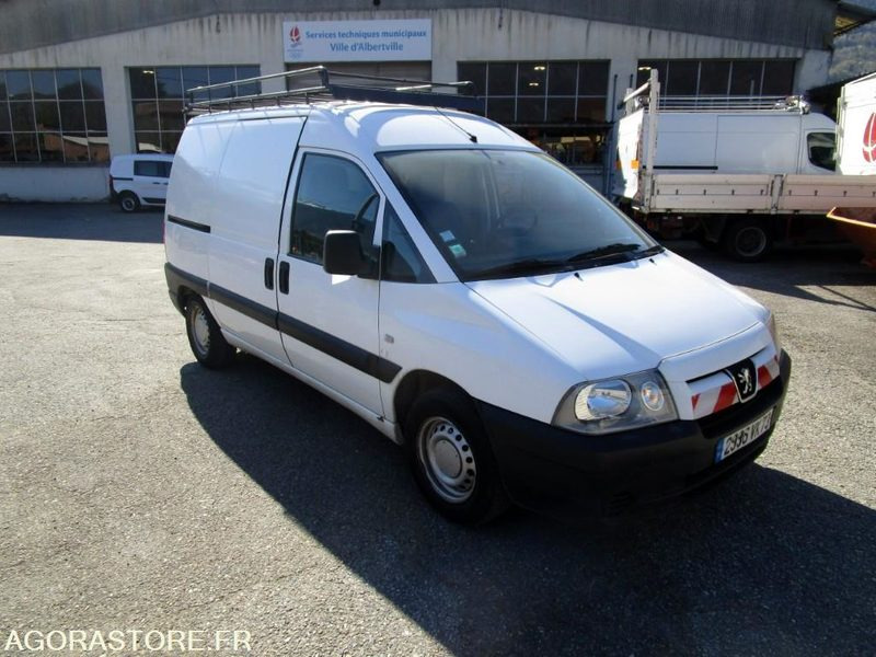 PEUGEOT EXPERT du 29/11/2005 en l'état (Contrôle Technique joint) - 패널 밴 : 사진 3 PEUGEOT EXPERT du 29/11/2005 en l'état (Contrôle Technique joint) - 패널 밴 : 사진 3
