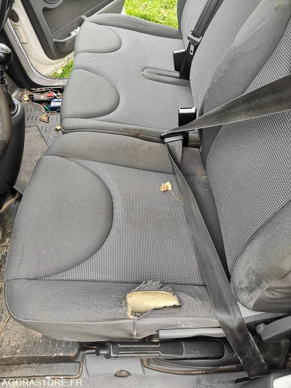 PEUGEOT FRIGORIFIQUE - 냉동 밴 : 사진 3 PEUGEOT FRIGORIFIQUE - 냉동 밴 : 사진 3