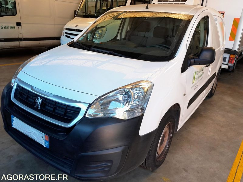 PEUGEOT PARTNER II 1.6 Vti 50026 kms 2016 frigo - 소형 밴 : 사진 3 PEUGEOT PARTNER II 1.6 Vti 50026 kms 2016 frigo - 소형 밴 : 사진 3