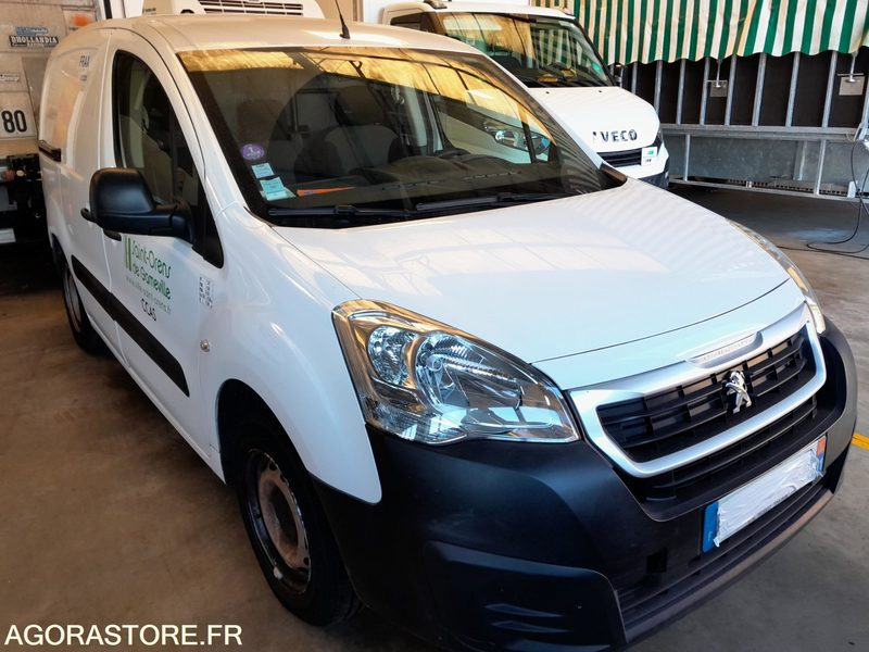 PEUGEOT PARTNER II 1.6 Vti 50026 kms 2016 frigo - 소형 밴 : 사진 1 PEUGEOT PARTNER II 1.6 Vti 50026 kms 2016 frigo - 소형 밴 : 사진 1