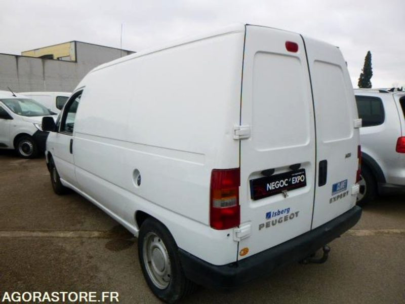 PEUGEOT expert frigorifique - 2003 - 96 210km - BON ETAT - 소형 밴 : 사진 4 PEUGEOT expert frigorifique - 2003 - 96 210km - BON ETAT - 소형 밴 : 사진 4