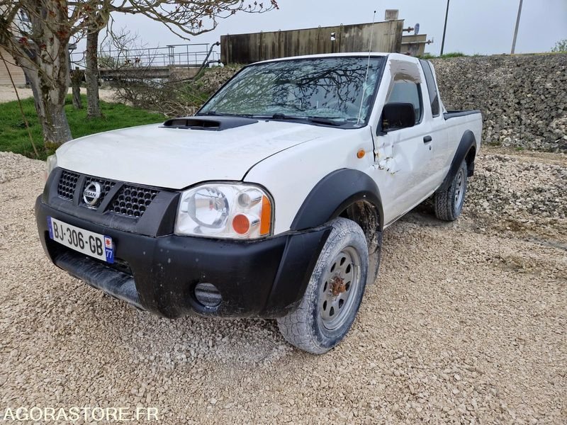 PICK UP NISSAN PNP 400 - BJ306GB - 2011 / 181 046 KM - 차량 : 사진 1 PICK UP NISSAN PNP 400 - BJ306GB - 2011 / 181 046 KM - 차량 : 사진 1