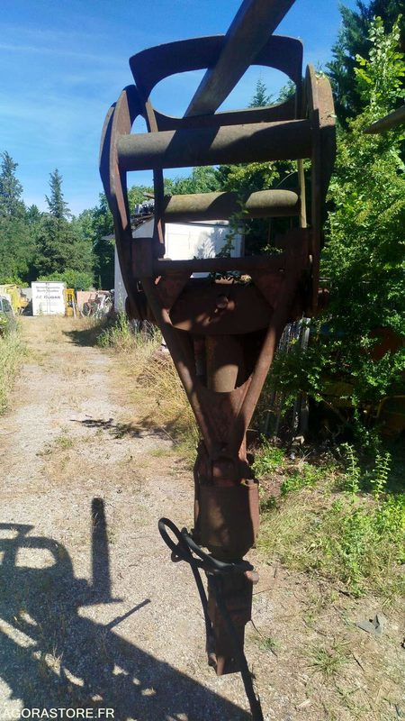 PINCE A GRUMES - 지자체/ 특수 차량 : 사진 2 PINCE A GRUMES - 지자체/ 특수 차량 : 사진 2