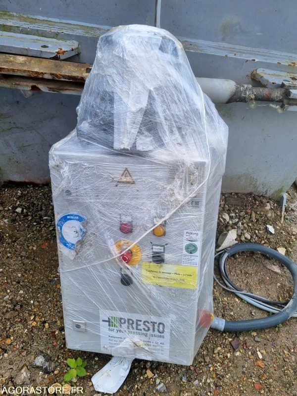 PRESSE A CARTON A VIS PRESTO SPN15 - 2009 - 도구/ 장비 : 사진 3 PRESSE A CARTON A VIS PRESTO SPN15 - 2009 - 도구/ 장비 : 사진 3