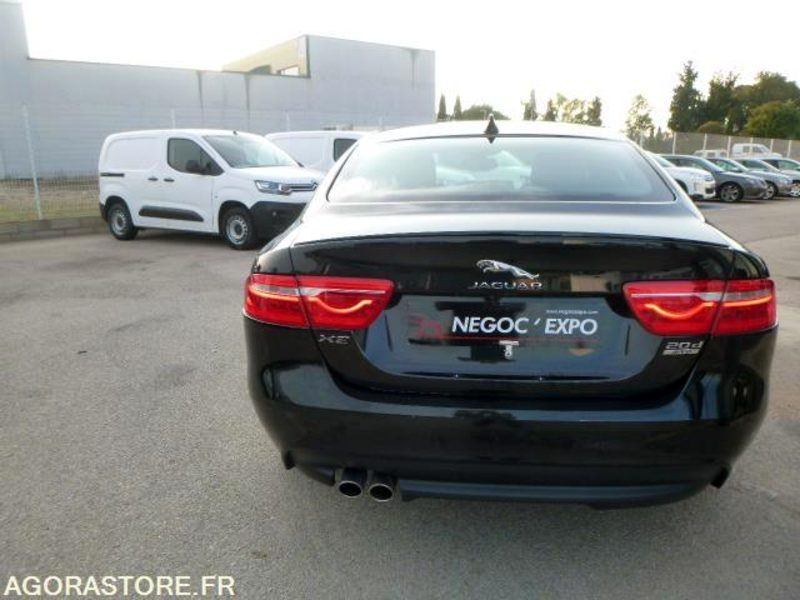 PRIX TTC 0% TVA - JAGUAR XE 2.0 180CV R SPORT AWD - 2016 - 160 000km - 차량 : 사진 4 PRIX TTC 0% TVA - JAGUAR XE 2.0 180CV R SPORT AWD - 2016 - 160 000km - 차량 : 사진 4