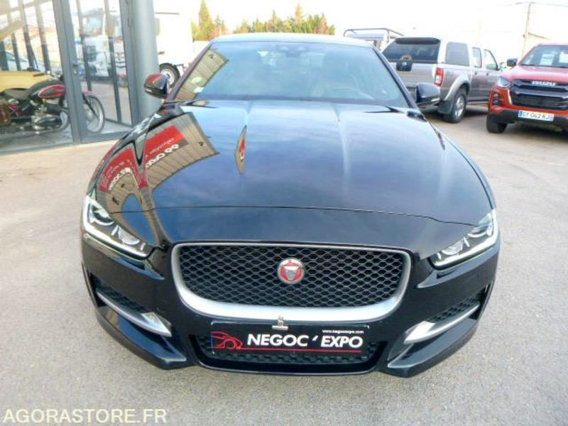 PRIX TTC 0% TVA - JAGUAR XE 2.0 180CV R SPORT AWD - 2016 - 160 000km - 차량 : 사진 2 PRIX TTC 0% TVA - JAGUAR XE 2.0 180CV R SPORT AWD - 2016 - 160 000km - 차량 : 사진 2