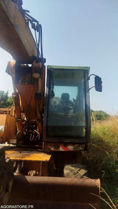 Pelle CASE 688 - 21595heures - 백호 로더 : 사진 1 Pelle CASE 688 - 21595heures - 백호 로더 : 사진 1