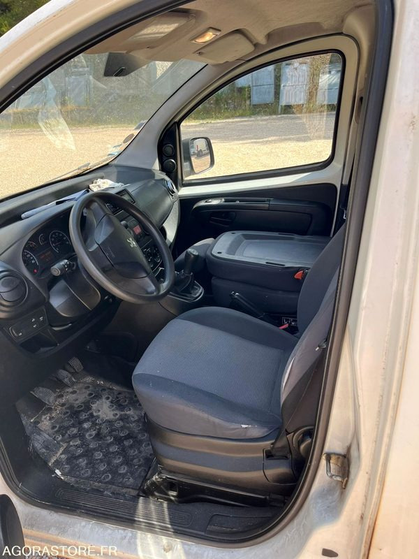 Peugeot Bipper 128000 kms - 2011 - 소형 밴 : 사진 5 Peugeot Bipper 128000 kms - 2011 - 소형 밴 : 사진 5