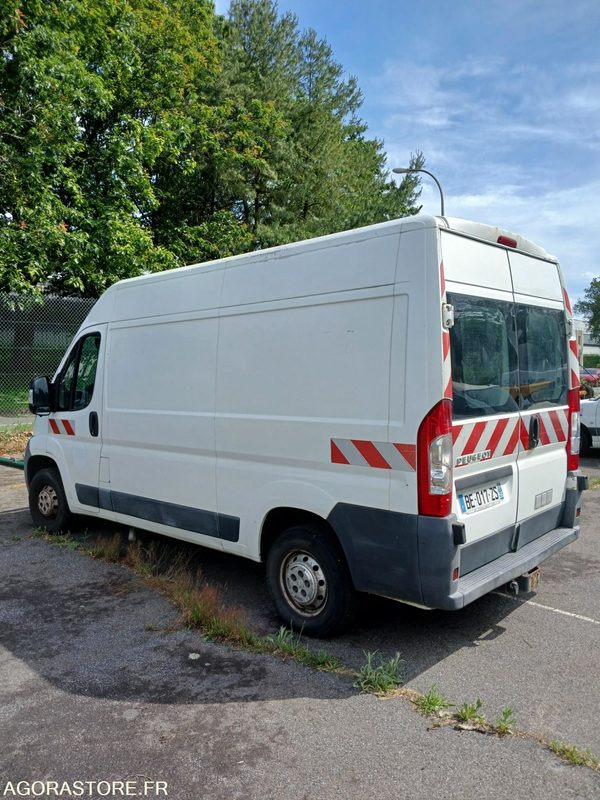 Peugeot Boxer (54410) - 패널 밴 : 사진 2 Peugeot Boxer (54410) - 패널 밴 : 사진 2