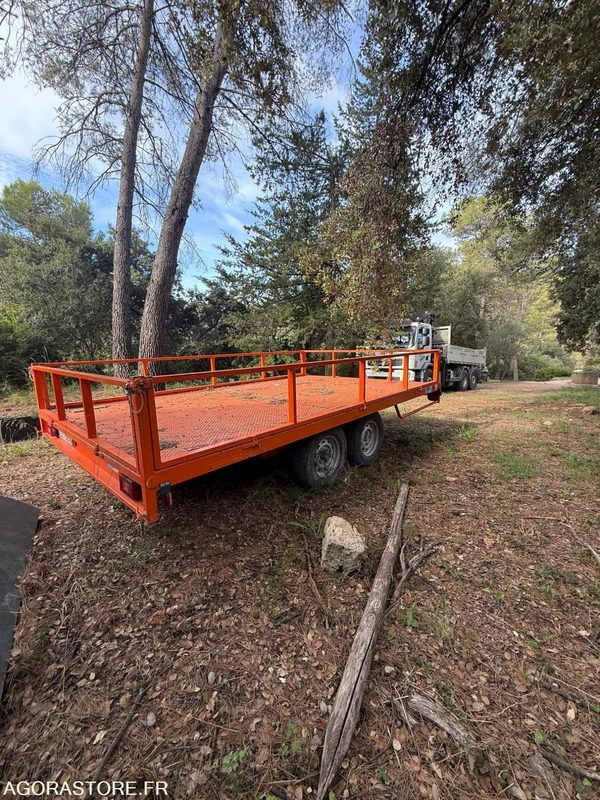 REMORQUE MOIROUD - 트레일러 : 사진 1 REMORQUE MOIROUD - 트레일러 : 사진 1