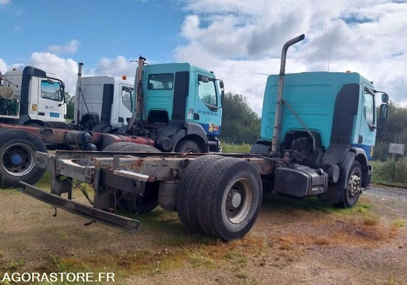 RENAULT 320-19 DCI / 2003 / 401 116 Km - 캡 새시 트럭 : 사진 4 RENAULT 320-19 DCI / 2003 / 401 116 Km - 캡 새시 트럭 : 사진 4