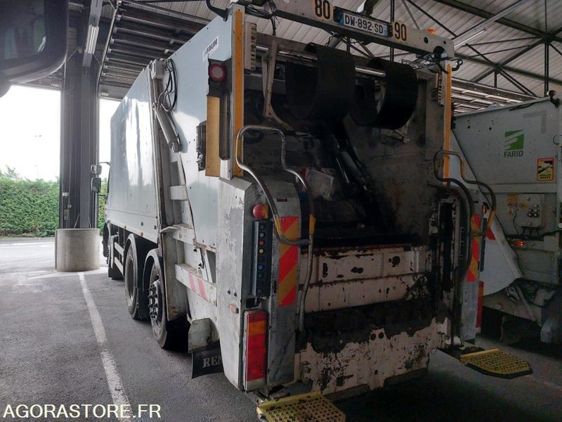 RENAULT - BOM Premium - 2008 / 412 258 km - DW-892-SD (BARA - R51651) - 쓰레기차 : 사진 5 RENAULT - BOM Premium - 2008 / 412 258 km - DW-892-SD (BARA - R51651) - 쓰레기차 : 사진 5