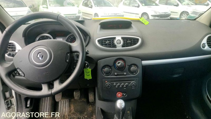 RENAULT CLIO - 2008 - 139089kms - 차량 : 사진 5 RENAULT CLIO - 2008 - 139089kms - 차량 : 사진 5
