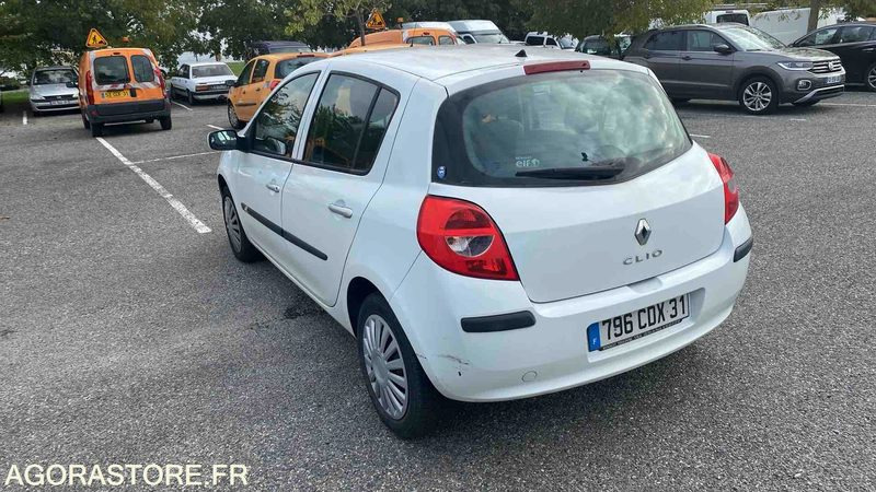 RENAULT CLIO - 2008 - 171835 KM - 차량 : 사진 3 RENAULT CLIO - 2008 - 171835 KM - 차량 : 사진 3