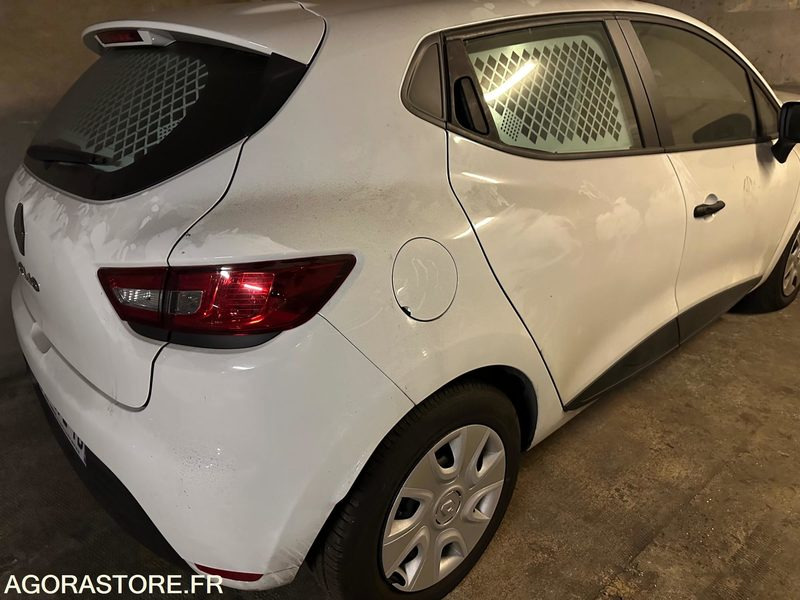 RENAULT CLIO - 2020 - 1858 KM - 차량 : 사진 3 RENAULT CLIO - 2020 - 1858 KM - 차량 : 사진 3