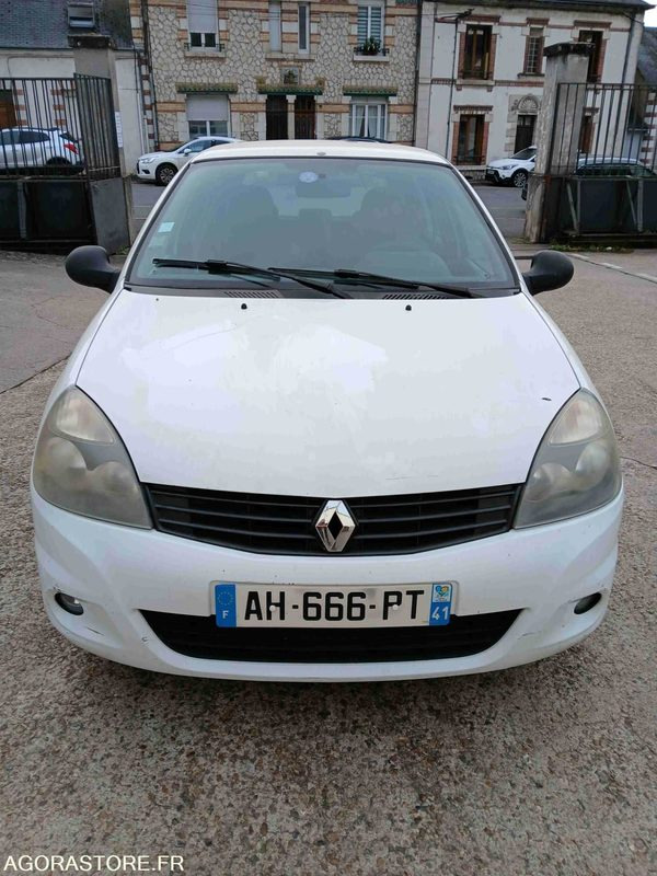 RENAULT CLIO II 1.2 LPG - 차량 : 사진 1 RENAULT CLIO II 1.2 LPG - 차량 : 사진 1