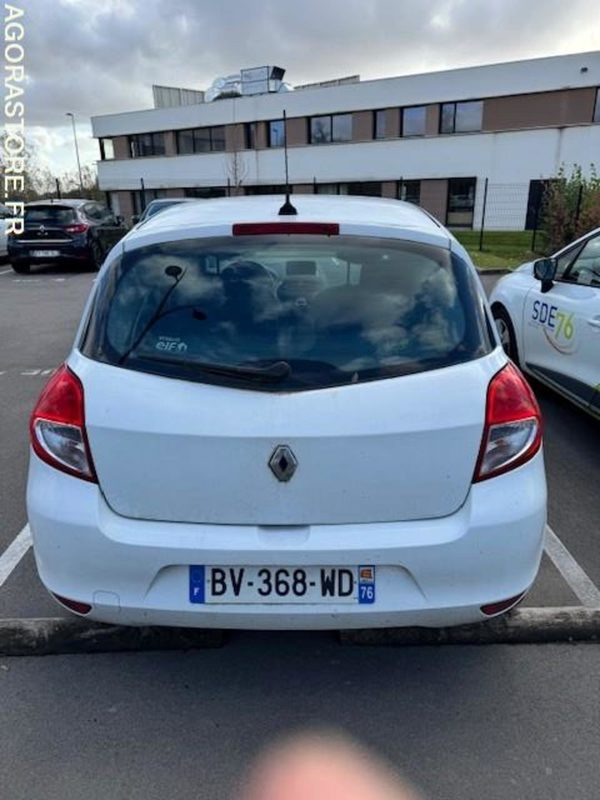RENAULT CLIO - 차량 : 사진 4 RENAULT CLIO - 차량 : 사진 4