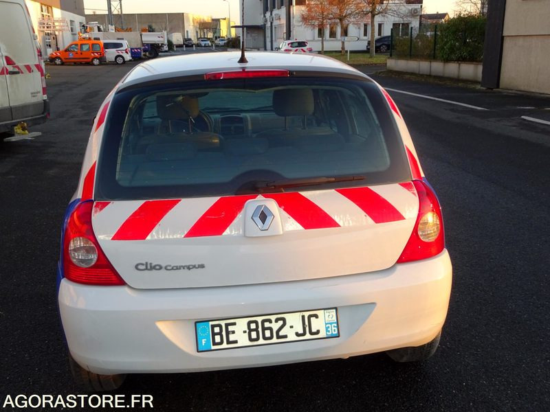 RENAULT CLIO - 차량 : 사진 3 RENAULT CLIO - 차량 : 사진 3
