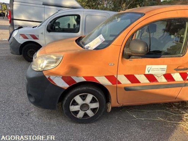 RENAULT KANGOO - 2013 - 228983KM - CZ552JA - 소형 밴 : 사진 3 RENAULT KANGOO - 2013 - 228983KM - CZ552JA - 소형 밴 : 사진 3