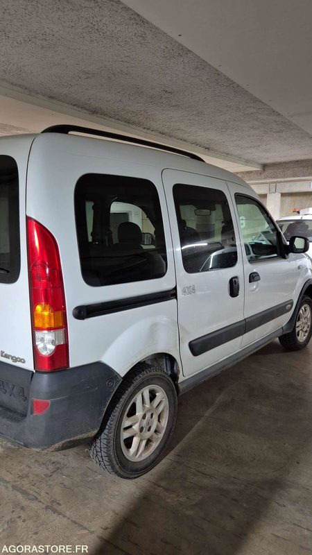 RENAULT KANGOO 4×4 - 2007 - 203659KM - 차량 : 사진 5 RENAULT KANGOO 4×4 - 2007 - 203659KM - 차량 : 사진 5