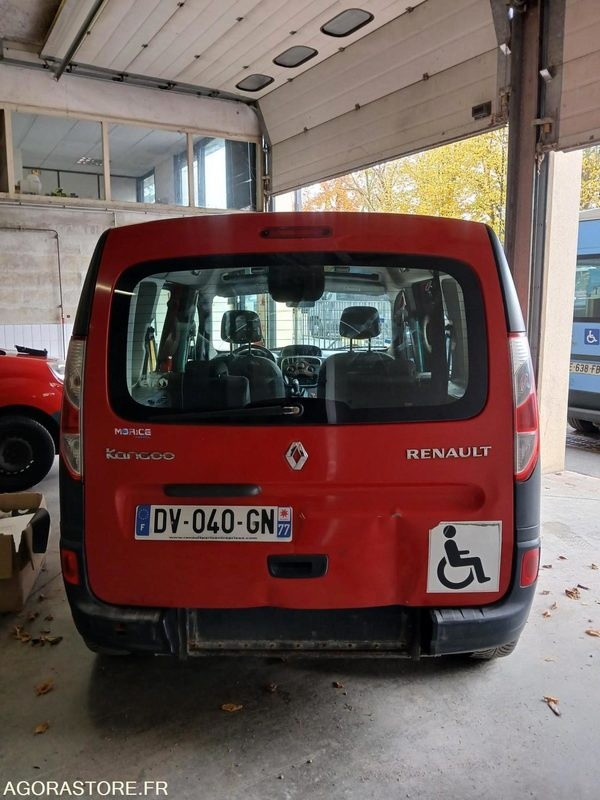 RENAULT KANGOO TPMR N°150546 - 스쿨버스 : 사진 2 RENAULT KANGOO TPMR N°150546 - 스쿨버스 : 사진 2