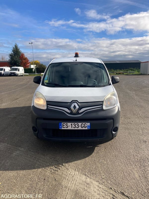 RENAULT KANGOO diesel - Année 2017 - 330 000 km - 소형 밴 : 사진 2 RENAULT KANGOO diesel - Année 2017 - 330 000 km - 소형 밴 : 사진 2