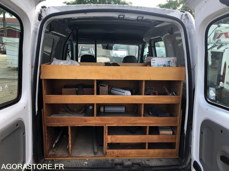 RENAULT KANGOO - 패널 밴 : 사진 4 RENAULT KANGOO - 패널 밴 : 사진 4