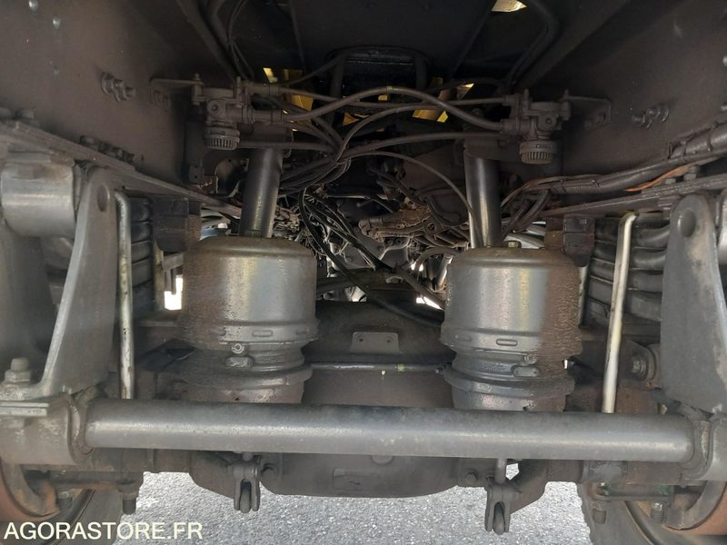RENAULT KERAX 370 DCI AVEC BI-BENNE (KR0108) - 트럭 : 사진 5 RENAULT KERAX 370 DCI AVEC BI-BENNE (KR0108) - 트럭 : 사진 5