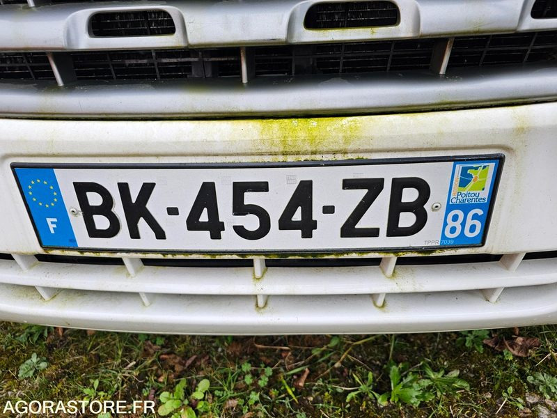 RENAULT MASTER 163791kms 2011- BK454ZB - 패널 밴 : 사진 5 RENAULT MASTER 163791kms 2011- BK454ZB - 패널 밴 : 사진 5