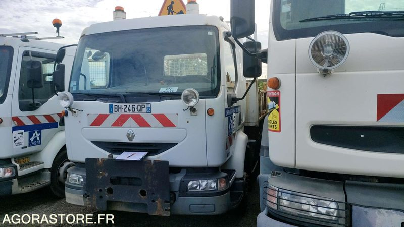 RENAULT MIDLUM 180 - 2003 - 덤프 밴 : 사진 2 RENAULT MIDLUM 180 - 2003 - 덤프 밴 : 사진 2