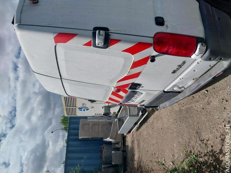 RENAULT Master ITV Hydrovideo 2003 220000Km Roulant Sans Groupe électrogène - 패널 밴 : 사진 4 RENAULT Master ITV Hydrovideo 2003 220000Km Roulant Sans Groupe électrogène - 패널 밴 : 사진 4
