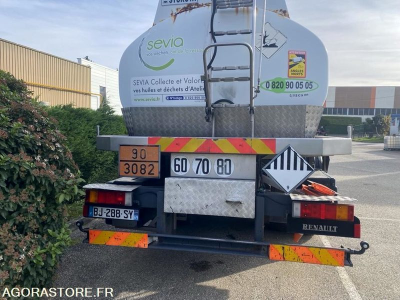 RENAULT PREMIUM 210.19 19 t citerne ADR- -2006-517007-BJ288SY - export only - 트럭 : 사진 4 RENAULT PREMIUM 210.19 19 t citerne ADR- -2006-517007-BJ288SY - export only - 트럭 : 사진 4