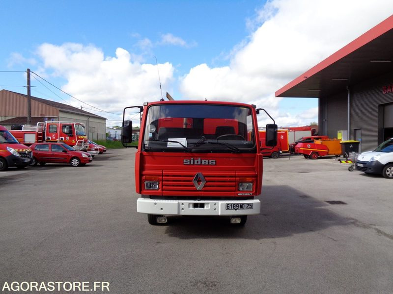 RENAULT S135 AVEC GENERATRICE 220/380V 6189WD25 - 트럭 : 사진 1 RENAULT S135 AVEC GENERATRICE 220/380V 6189WD25 - 트럭 : 사진 1