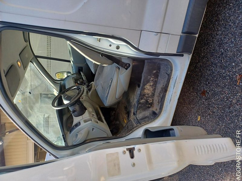 RENAULT TRAFIC / REF SCP : 818 - 패널 밴 : 사진 3 RENAULT TRAFIC / REF SCP : 818 - 패널 밴 : 사진 3