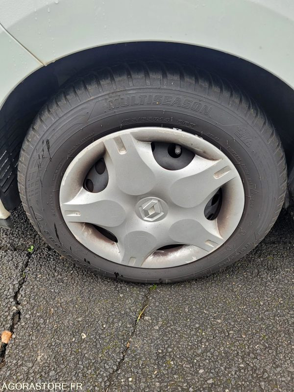 차량 RENAULT TWINGO - DB-290-VQ - VIN VF1CNJ10550142907 : 사진 8