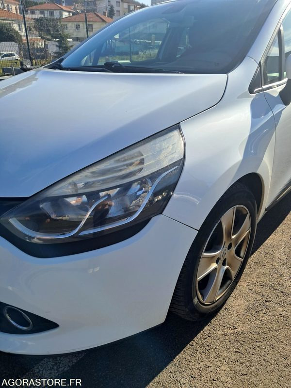 Renault CLIO 4 CY-139-SR - 2013 - 142180KM - 차량 : 사진 2 Renault CLIO 4 CY-139-SR - 2013 - 142180KM - 차량 : 사진 2