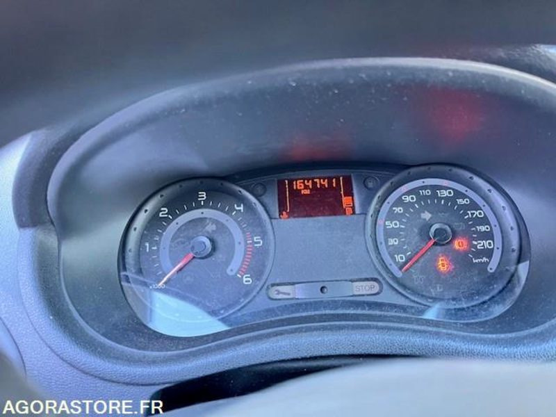 차량 Renault Clio 164741 kms 2007 : 사진 6