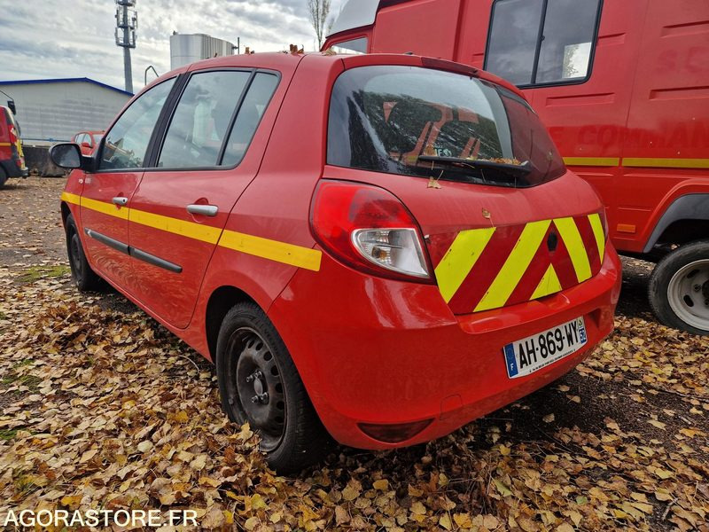 Renault Clio - 2009-166139 - AH869WY - 차량 : 사진 4 Renault Clio - 2009-166139 - AH869WY - 차량 : 사진 4