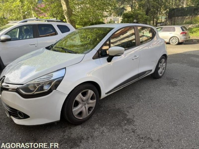 Renault Clio 4 56017 kms 2014 - 차량 : 사진 2 Renault Clio 4 56017 kms 2014 - 차량 : 사진 2