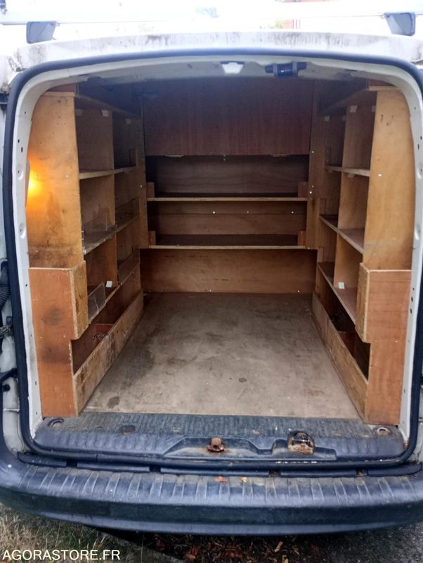 Renault Kangoo 6CV 136506 kms 2009 - 소형 밴 : 사진 3 Renault Kangoo 6CV 136506 kms 2009 - 소형 밴 : 사진 3