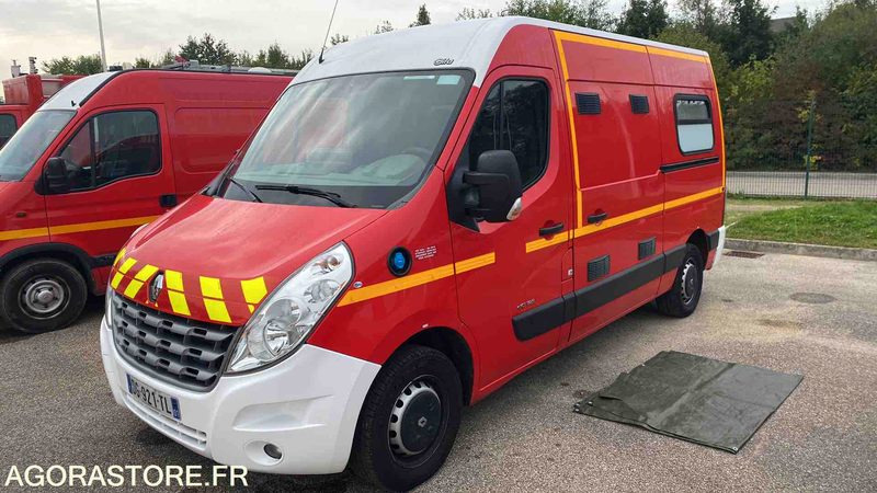 Renault Master III dci 125 - 18/06/2014 - 구급차 : 사진 1 Renault Master III dci 125 - 18/06/2014 - 구급차 : 사진 1
