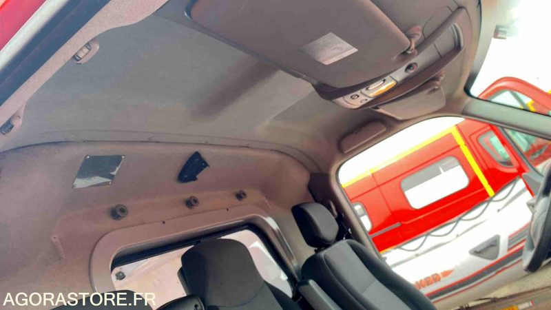 Renault Master III dci 125 - 23/10/2013 - 구급차 : 사진 5 Renault Master III dci 125 - 23/10/2013 - 구급차 : 사진 5