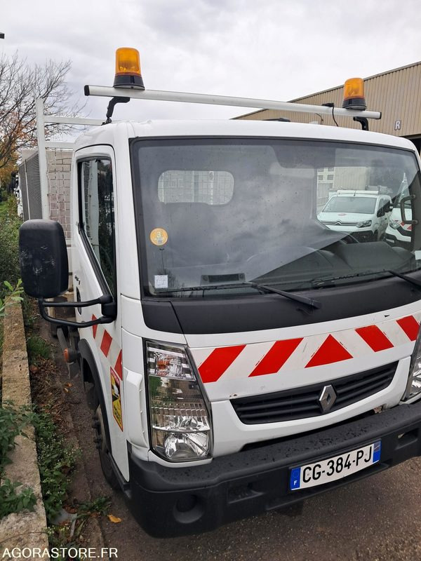 Renault Maxity CG-384-PJ - 트럭 : 사진 2 Renault Maxity CG-384-PJ - 트럭 : 사진 2