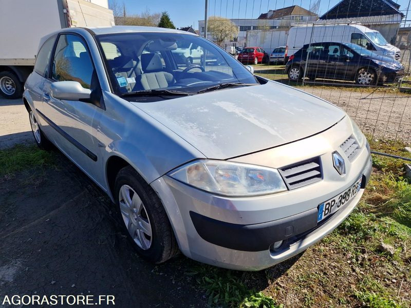 Renault Megane - BP398RB - 110348km - 2004 - 차량 : 사진 2 Renault Megane - BP398RB - 110348km - 2004 - 차량 : 사진 2