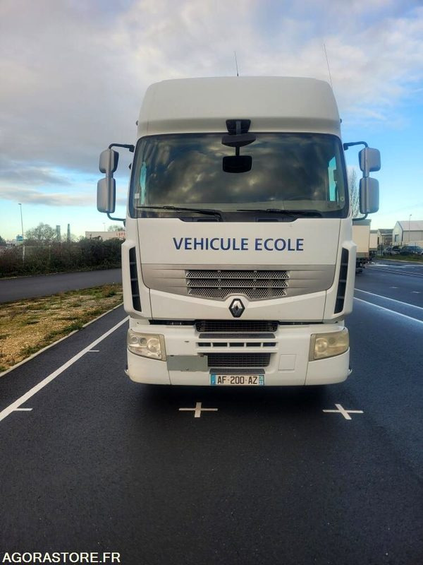Renault Premium - 2009 - 450000 Kms - 트럭 : 사진 1 Renault Premium - 2009 - 450000 Kms - 트럭 : 사진 1