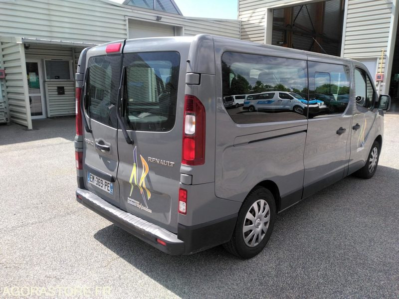 Renault Trafic 2017 114300 kms - 소형 버스, 승합차 : 사진 3 Renault Trafic 2017 114300 kms - 소형 버스, 승합차 : 사진 3