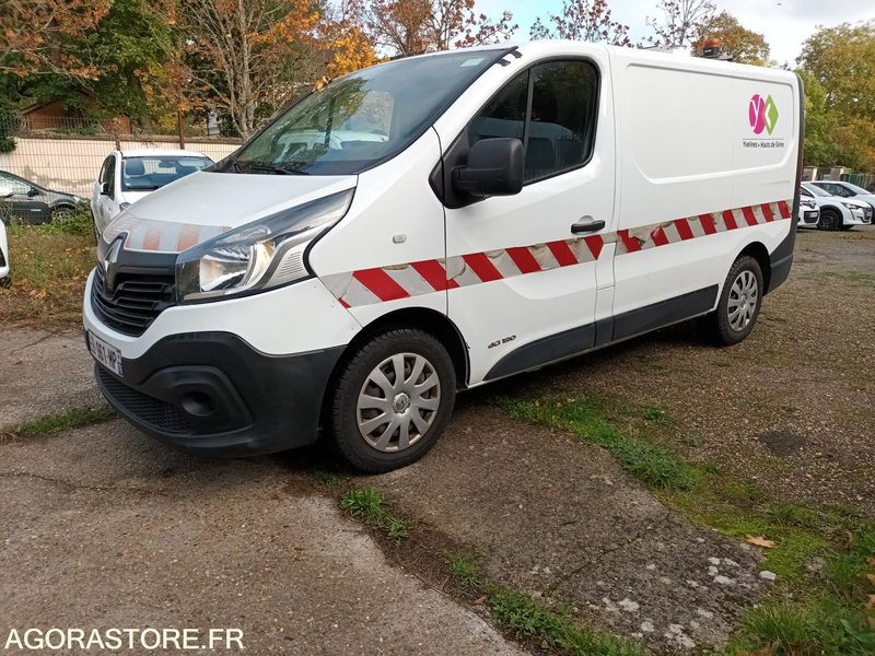 Renault Trafic - 255439 kms - 2016 - 패널 밴 : 사진 2 Renault Trafic - 255439 kms - 2016 - 패널 밴 : 사진 2